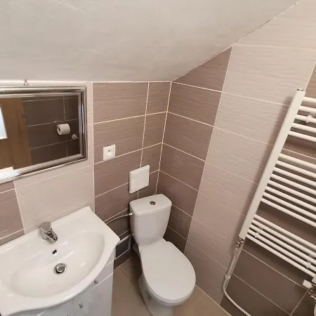 Privat U Bartolomeja בית אירוח *